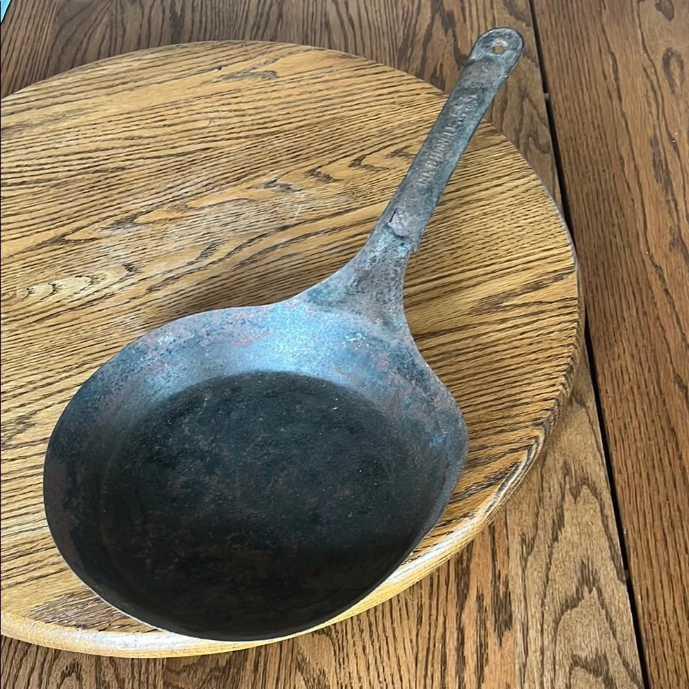 Cold Handle Vintage Cowboy Frying Pan